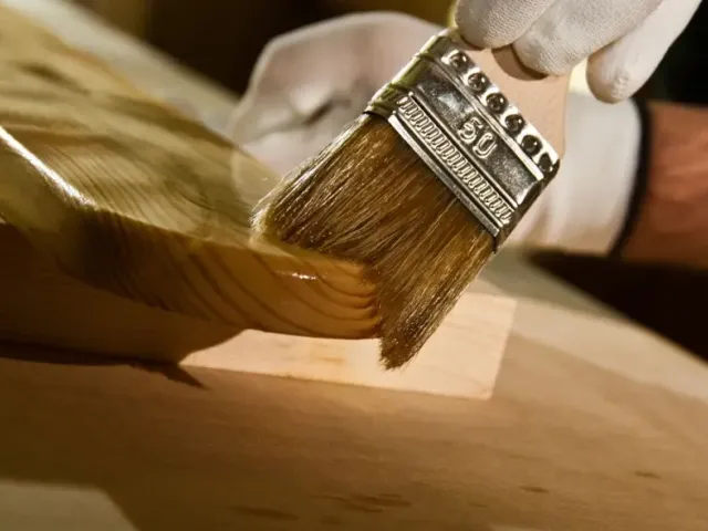 Acabamento e proteção para madeiras