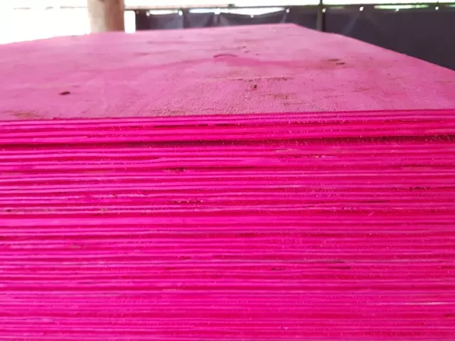 Madeirites e tapumes