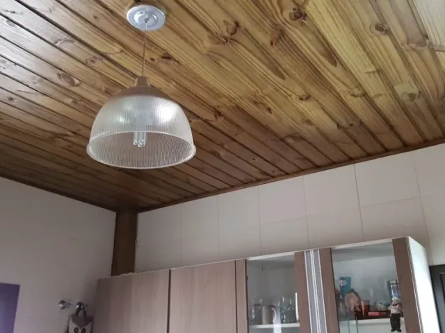 Pontalete, prancha e vigas de pinus